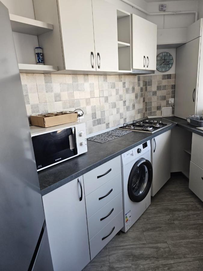 Astero Apartments Premium Accomodation Iasi Exterior photo