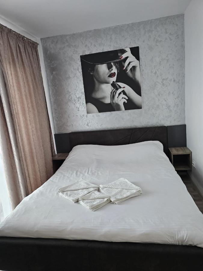 Astero Apartments Premium Accomodation Iasi Exterior photo